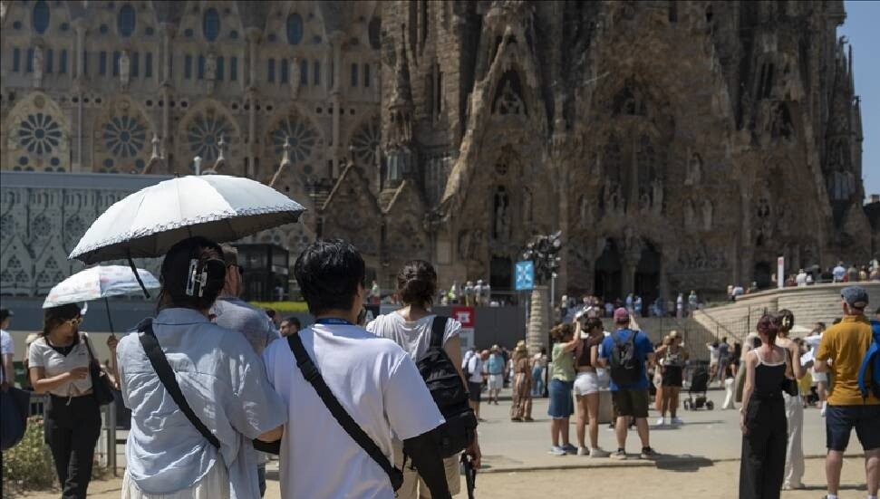 İspanya'da 2 bin 405 kişi aşırı sıcaklardan hayatını kaybetti