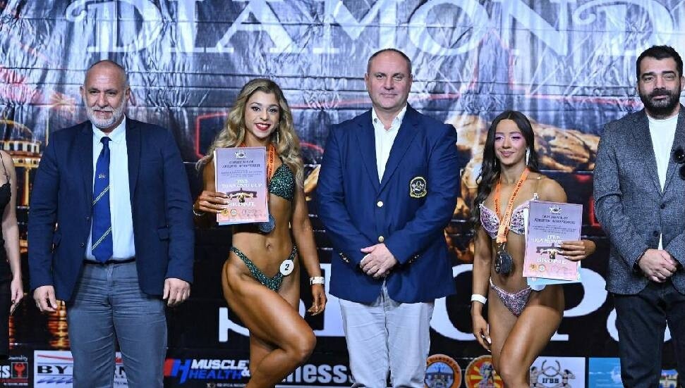 Vücut geliştirme milli takım sporcularından Makedonya’da çifte şampiyonluk