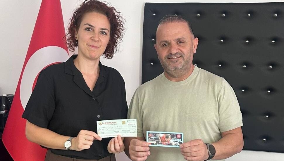 19 Mayıs talihlisi ikramiyesini aldı