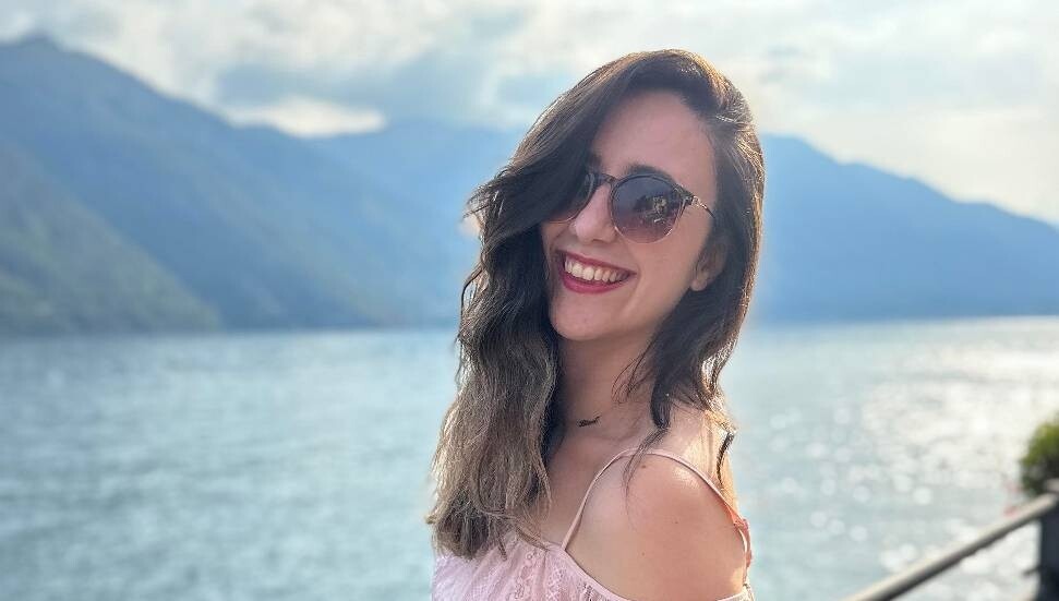 Yurt dışında okuyan Özkaya 'Yuvaya Dönüş Paketi'ne dikkat çekti: Hakikaten hiç ‘yuvaya’ dönebildik mi biz?