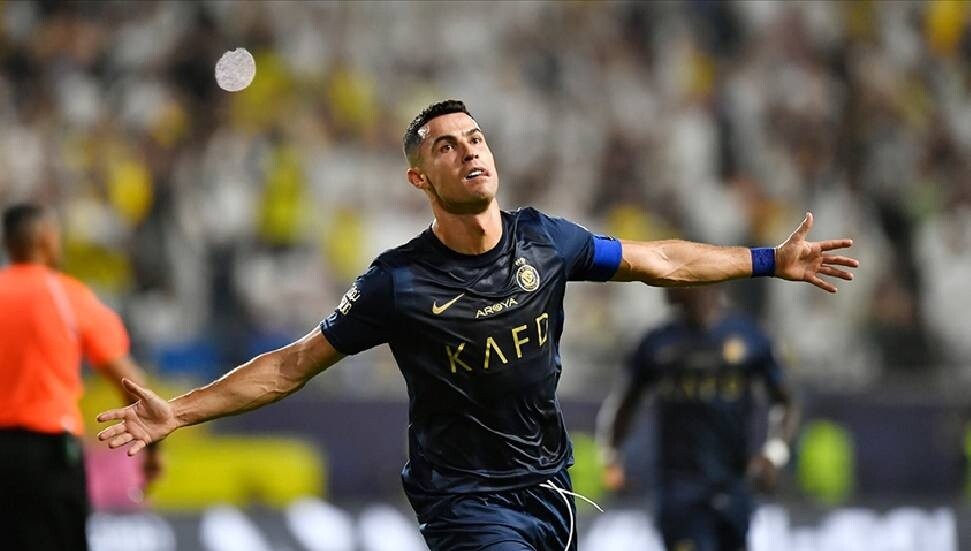 Cristiano Ronaldo, Suudi Arabistan Süper Kupa finalinde attığı golle tarihe geçti