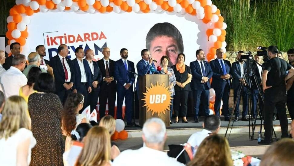 Gazimağusa kararını verdi; "Üstel" dedi: Gazimağusa "İstikrar" sesleriyle yankılandı