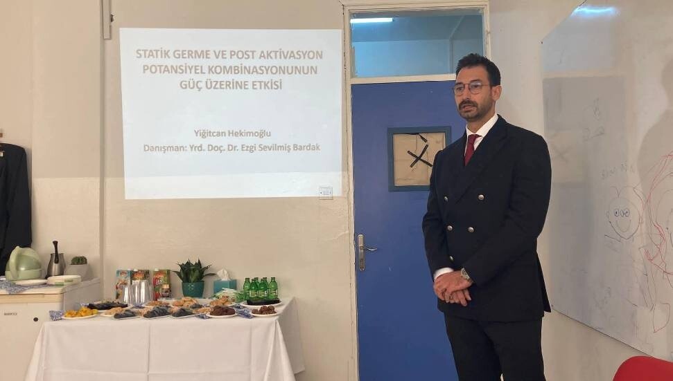 Milli Atlet Yiğitcan Hekimoğlu, sürdürdüğü doktora programını başarıyla tamamladı