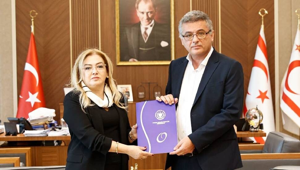 Ombudsman İlkan Varol, 41. Dönem Raporu'nu Tufan Erhürman’a sundu