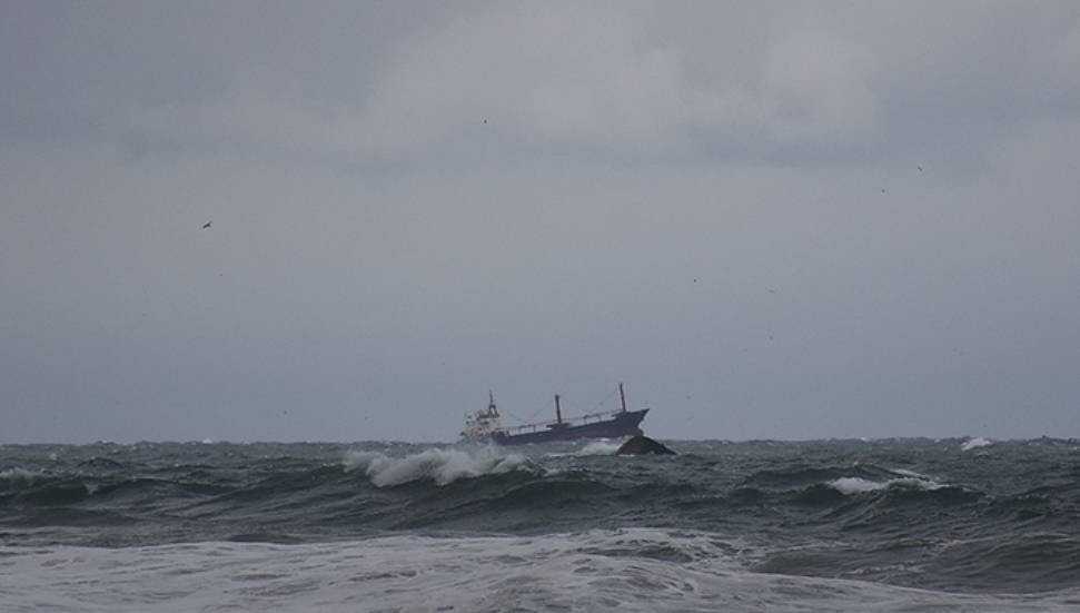 Fas'ın güney kıyılarında Panama bayraklı bir ticari gemi battı