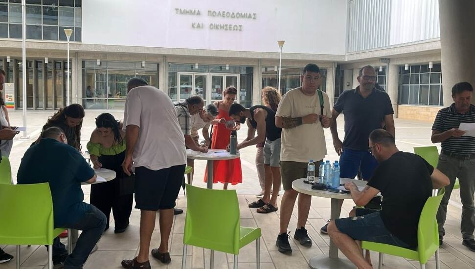 Oy verme işlemi tamamlandı: Kıbrıslı Türkler, Avrupa Parlamentosu seçimlerinde 5 bin 266 oy kullandı