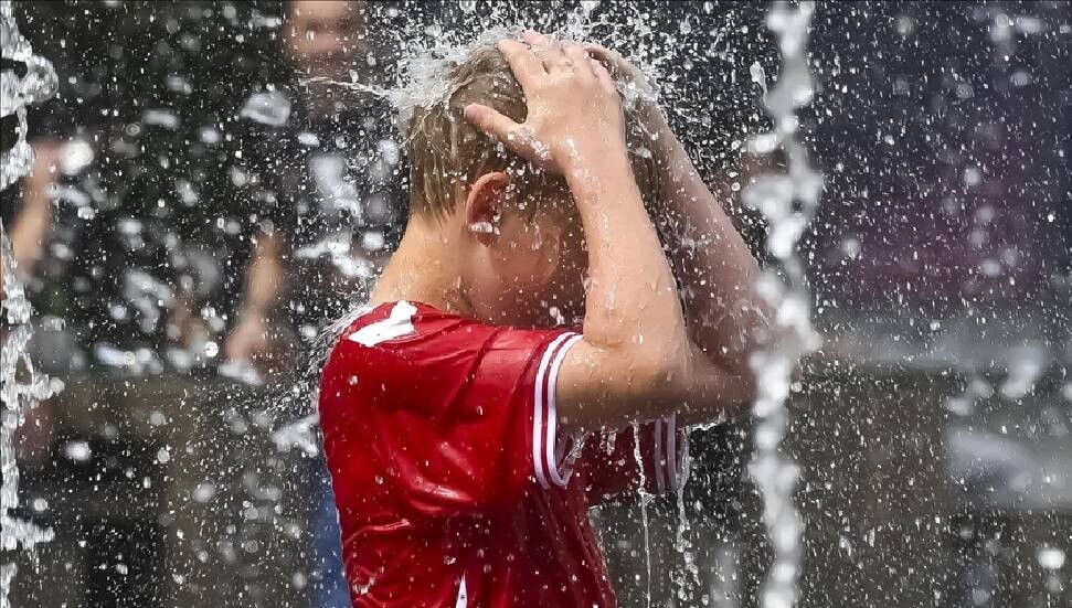 Almanya'da hava sıcaklığının 39 dereceye ulaşması bekleniyor