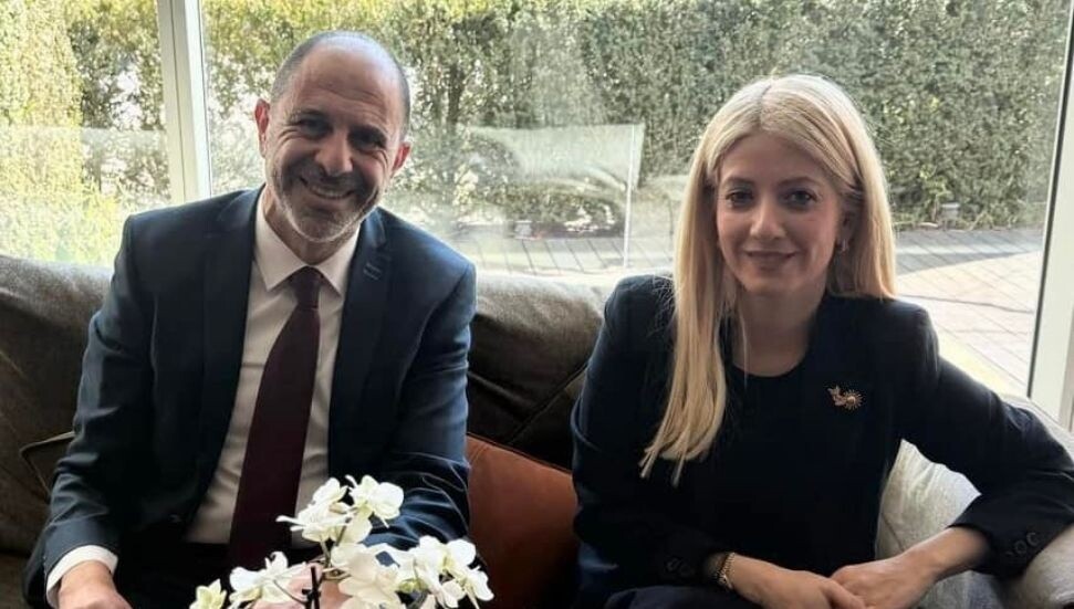 Kudret Özersay, Cenevre’de DİSİ Başkanı Demetriou ile görüştü