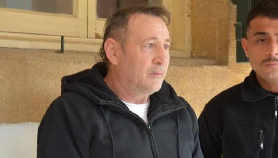 Güney'den aldığı 2 kadını 200 euro karşılığında taksisinin bagajında Kuzey'e geçirdi!