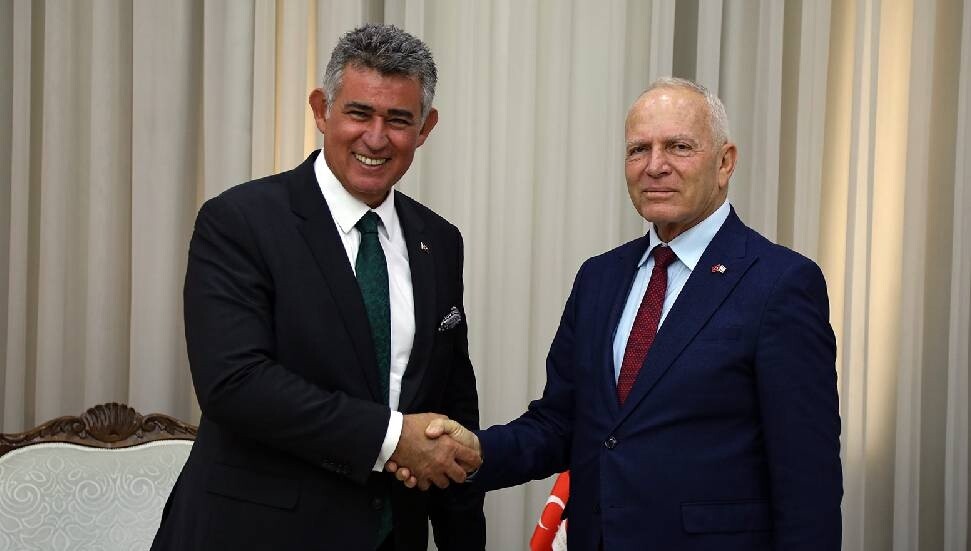 Metin Feyzioğlu, Zorlu Töre’ye veda ziyaretinde bulundu