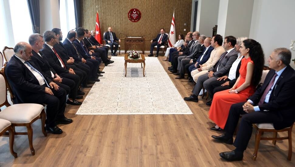 Meclis Başkanı Öztürkler, MÜSİAD heyetini kabul etti