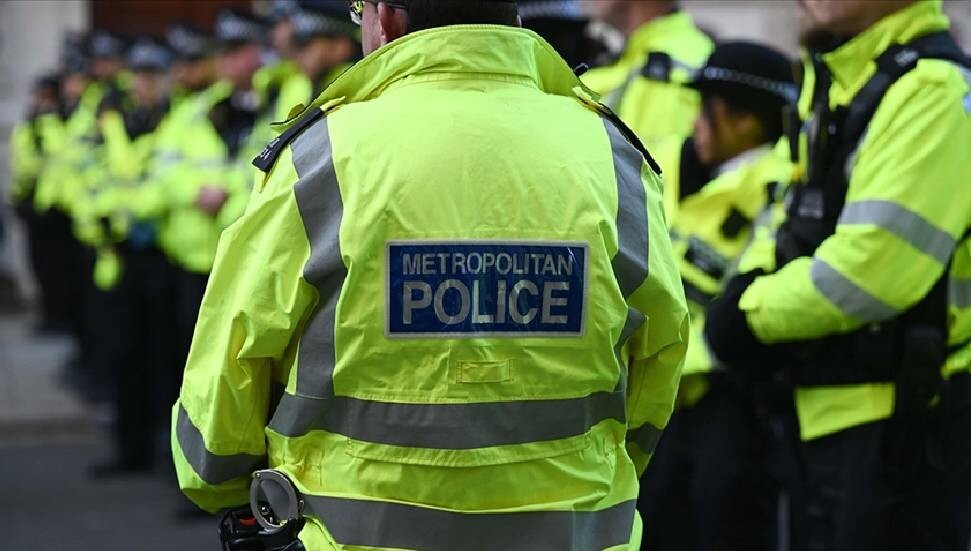 Londra polisi, Epstein bağlantılı eski Büyükelçi'nin soruşturması kapsamında iki adreste arama yaptı