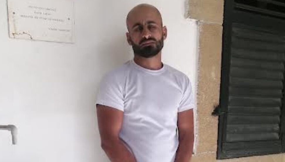 Askeri yasak bölgeyi ihlal eden Saif Mohamed El İssa’ya 3 gün tutukluluk!