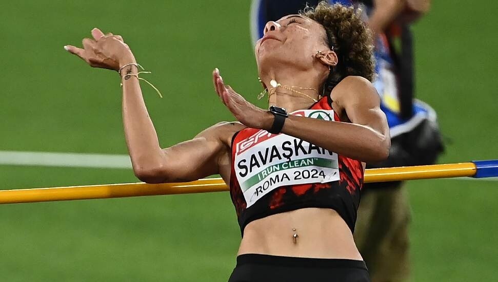Buse Savaşkan Achieves Major Success: Third Consecutive Turkish Champ