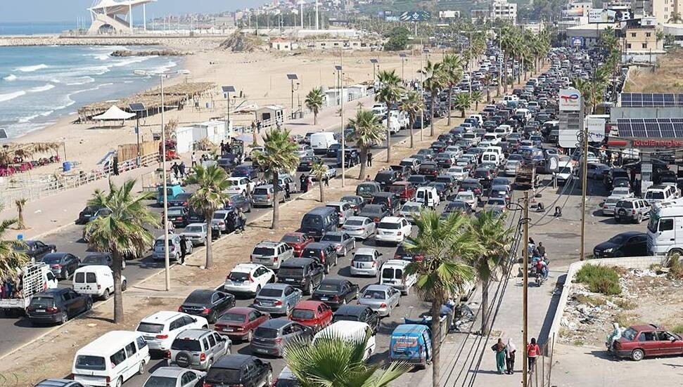 İsrail'in saldırılar düzenlediği Lübnan'da güvenlik gerekçesiyle eğitime ara verildi