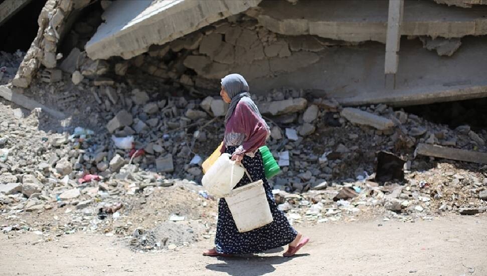 Dünya genelinde her 4 kişiden 1'i güvenli içme suyuna erişemiyor