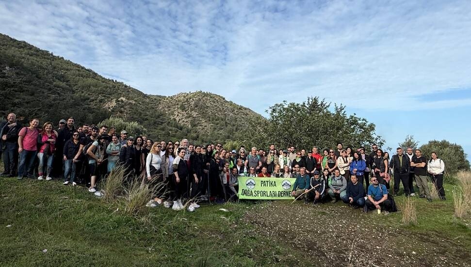 Patika Doğa Sporları Derneği ile Bağımsız Gençlik Derneği, “Orman Katliamına Son” temasıyla yürüyüş düzenledi