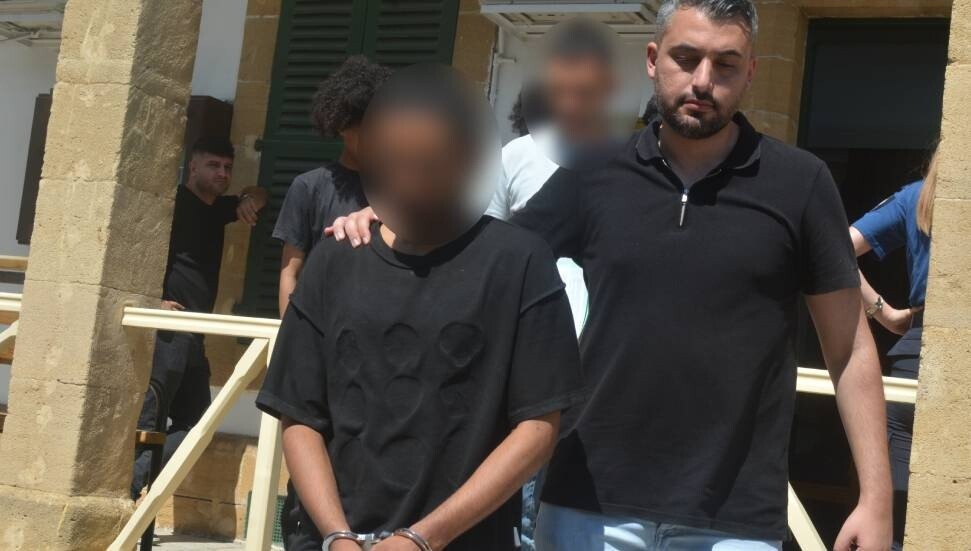 Uyuşturucu soruşturmasında tutukluluk uzadı: Aranan şahıs ve kamera kayıtları var