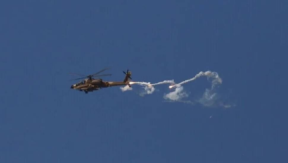 ABD, Texas'ta meydana gelen kazanın ardından tüm Apache helikopter eğitim uçuşlarını askıya aldı
