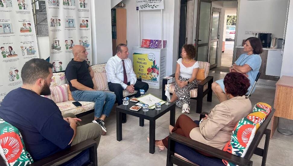 Fikri Ataoğlu'ndan Evrensel Hasta Hakları Derneği'ne ziyaret: Hasta hakları, sağlık sisteminin temel taşıdır