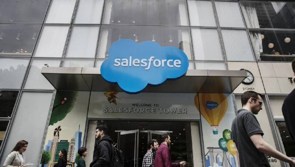 Salesforce, yapay zeka şirketi Fin'i 3,6 milyar dolara satın alıyor
