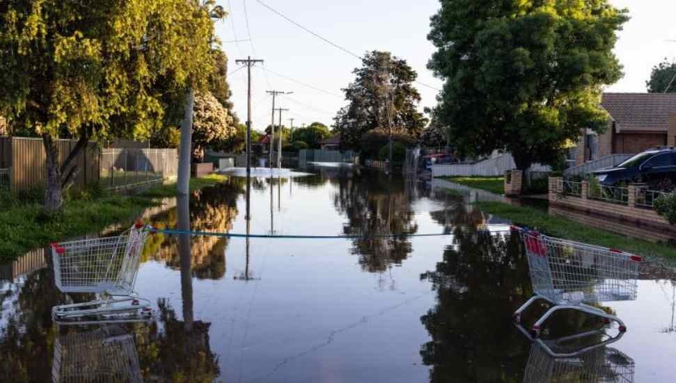 Avustralya'nın Victoria eyaletinde sel: 120 okul eğitime ara verecek