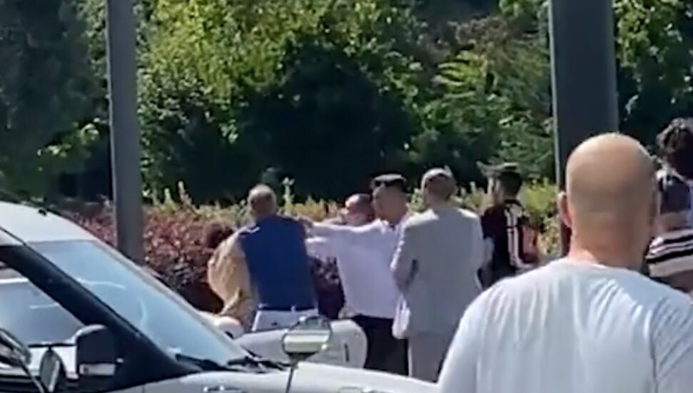 MasterChef'in Danilo Şefi saldırıya uğradı: Kendi mekanında çalışanları tarafından darp edildi!