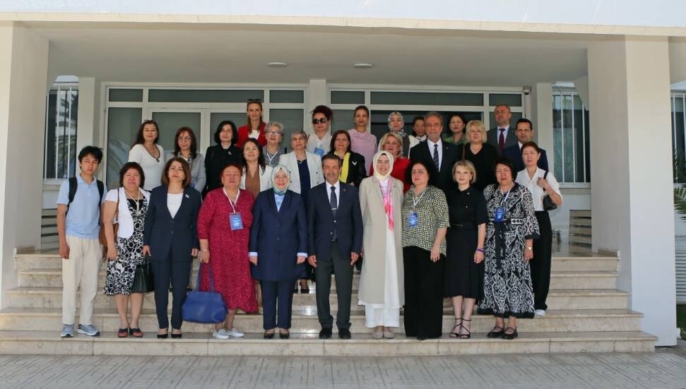 Dışişleri Bakanı Ertuğruloğlu, TÜRKPA heyetini kabul etti
