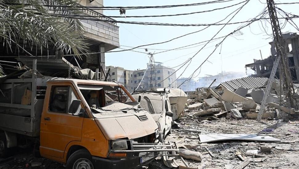 İsrail'in Lübnan’ın güneyine düzenlediği hava saldırısında 3 kişi yaşamını yitirdi