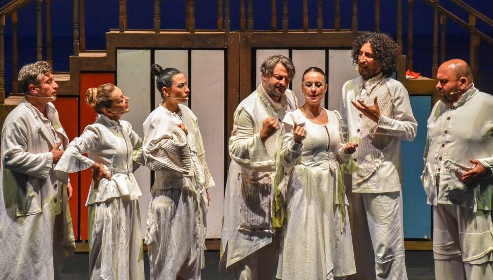 'Kısa Süren Saltanat' Amfi Tiyatro’da sahnelendi