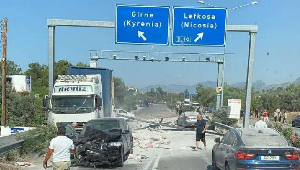 Girne-Alsancak Çevre Yolu trafiğe açıldı: Yoğunluk yaşanıyor