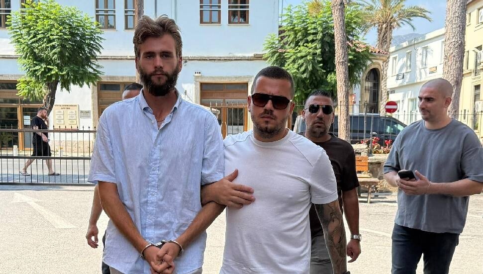 Narkotik'ten Alsancak'ta "Alfa Operasyonu": Zanlı 3 gün tutuklu kalacak