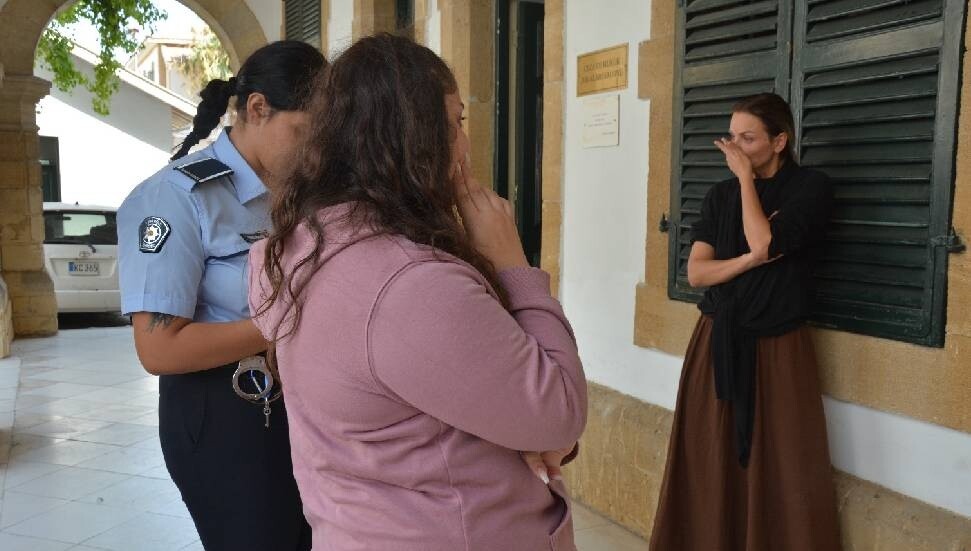 Ercan'da kaçak yavru köpek operasyonu: İki zanlı da teminatla serbest