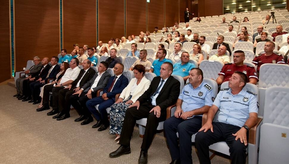 “Ülkemizde Sürdürülebilir Ormancılık ve Orman Yangınlarına Genel Bir Bakış” konferansı yapıldı