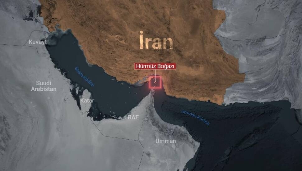 Hürmüz Boğazı'nda ABD cenderesi: Abluka başladı, ABD yaklaşanı vuracağını duyurdu