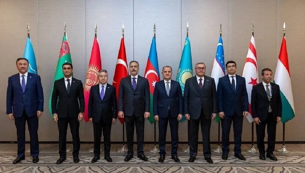 Tahsin Ertuğruloğlu, TDT Dışişleri Bakanları Konseyi Gayriresmi Toplantısı'na katıldı
