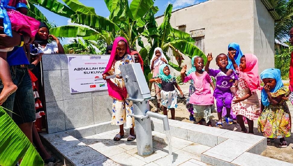 Yeryüzü Doktorları, yaklaşık 350 bin kişiyi temiz suyla buluşturdu