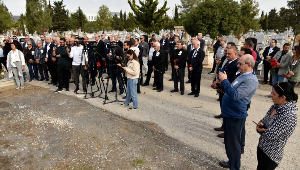 Zehra- Özker Özgür mezarları başında anıldı