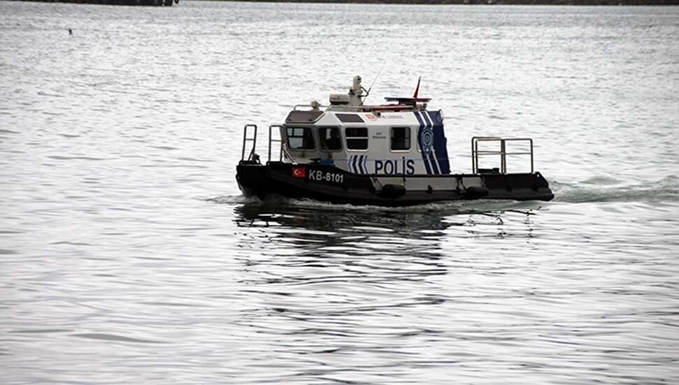 Zonguldak'ta batan geminin kayıp 7 personelini arama çalışmaları sürüyor