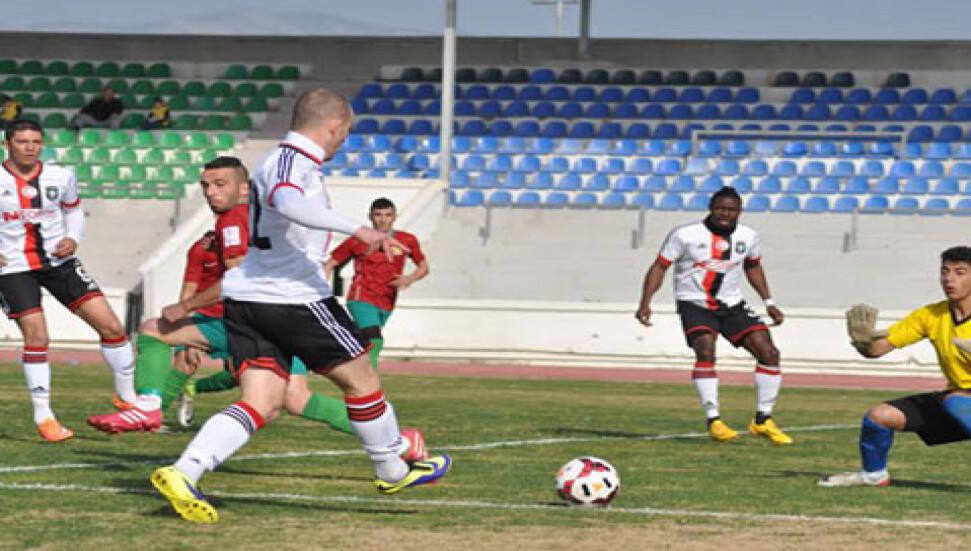 Mahalle maçı gibi 13-0