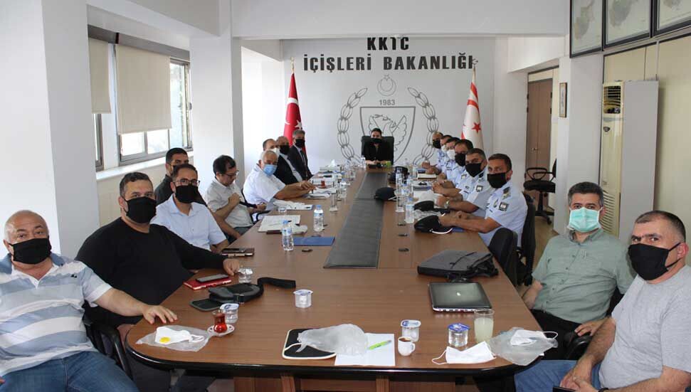 Binaların yangından korunmasıyla ilgili tüzük, İçişleri Bakanlığı’nda masaya yatırıldı