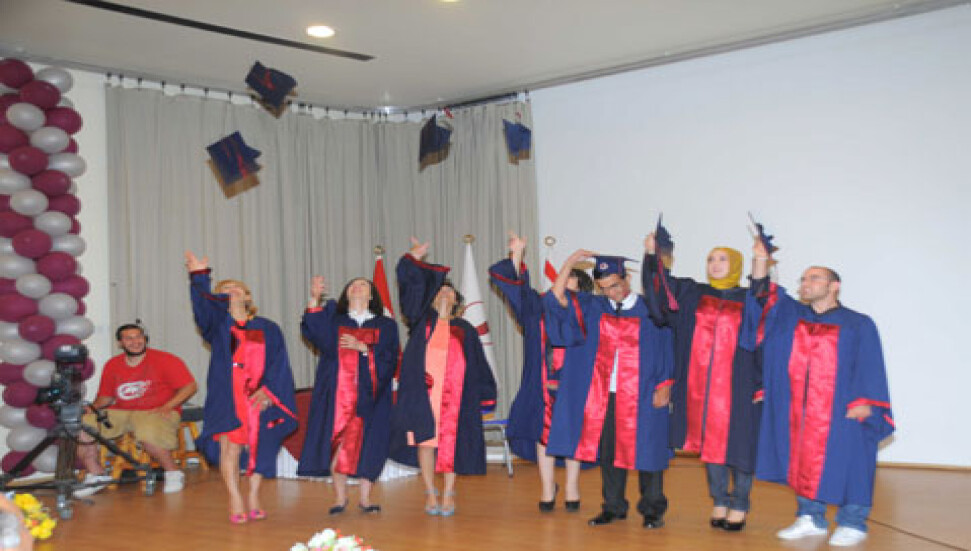 Yakın Doğu Üniversitesi mezunlarını uğurluyor...