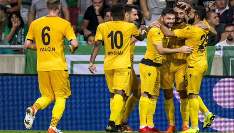 Yeni Malatyaspor UEFA Avrupa Ligi'nde rakibini deplasmanda yenerek tur atladı