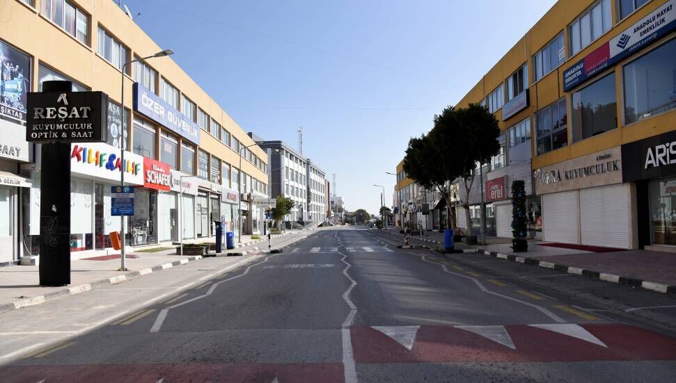 Sokağa çıkma yasağını ihlal eden 9 kişiye ve kapanma saatine uymayan 1 iş yerine yasal işlem