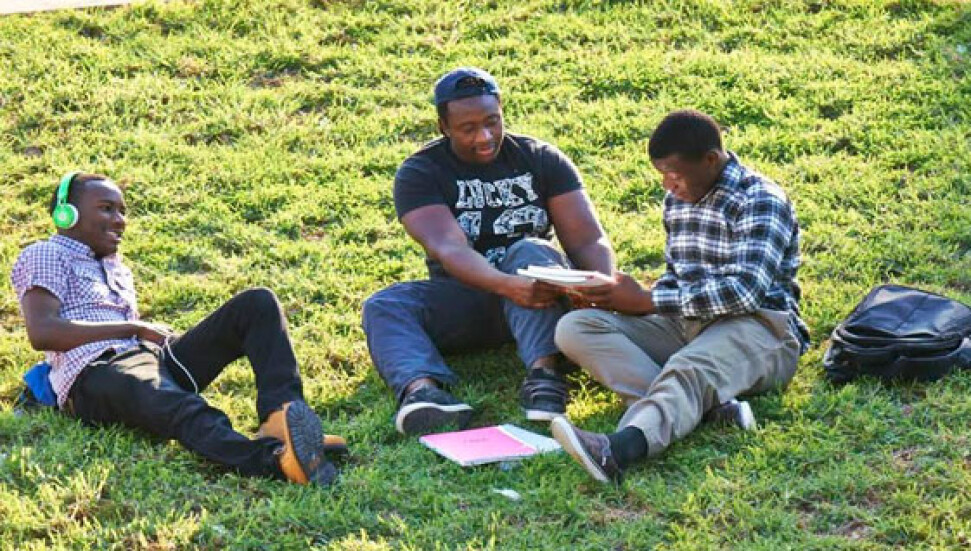 Yakın Doğu Üniversitesi'nden Ortadoğulu öğrencilere İngilizce yaz okulu kampı 