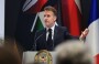 Macron, Kenya'daki panelde konuşmacıları dinlemeyip gürültü yapan katılımcıları sahneye çıkarak susturdu
