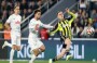 Kadıköy'de 4 gol, Fenerbahçe 90+8'de iki puan kaybetti