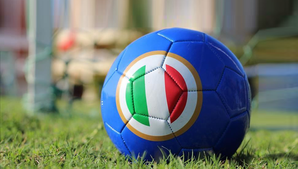 Η Γιουβέντους, το Μιλάνο και η Ίντερ θέλουν να συνεχίσουν στη Serie A στην Ιταλία