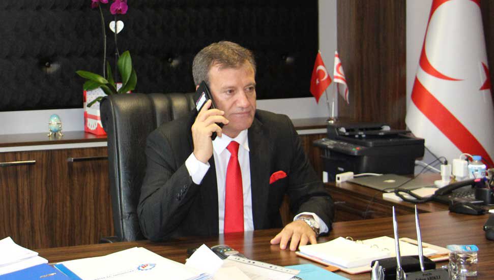Ο Erhan Arıklı, κατηγορούμενος για “συκοφαντία” Kubilay Özkıraç στην αστυνομία.