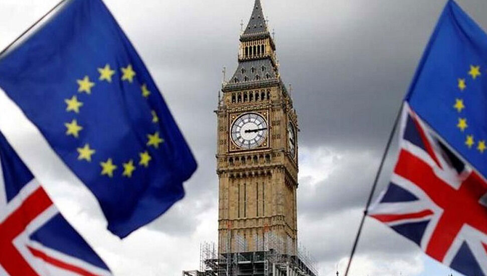 Το βρετανικό κοινοβούλιο επικυρώνει εμπορική συμφωνία με την ΕΕ